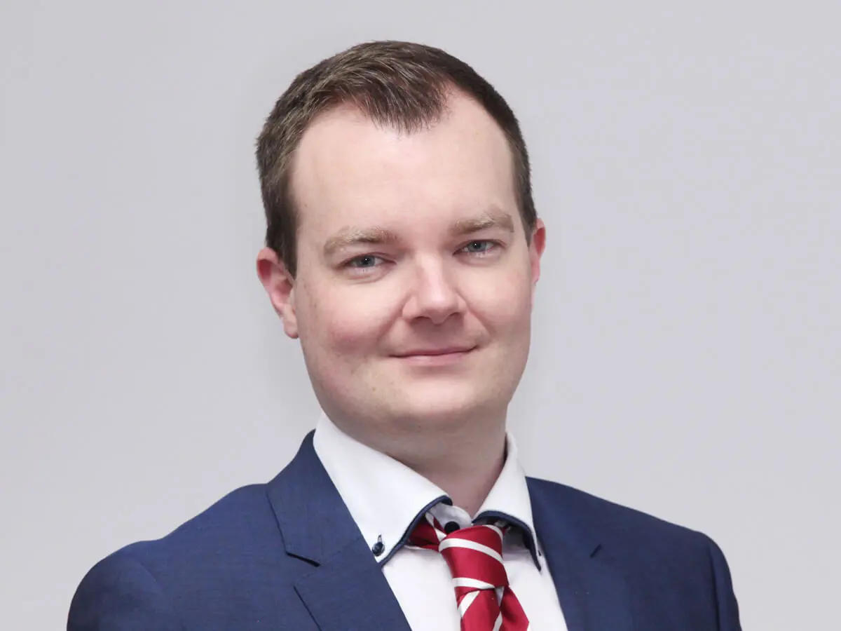 Das Portrait zeigt den Geschäftsführer Herrn Schmehle